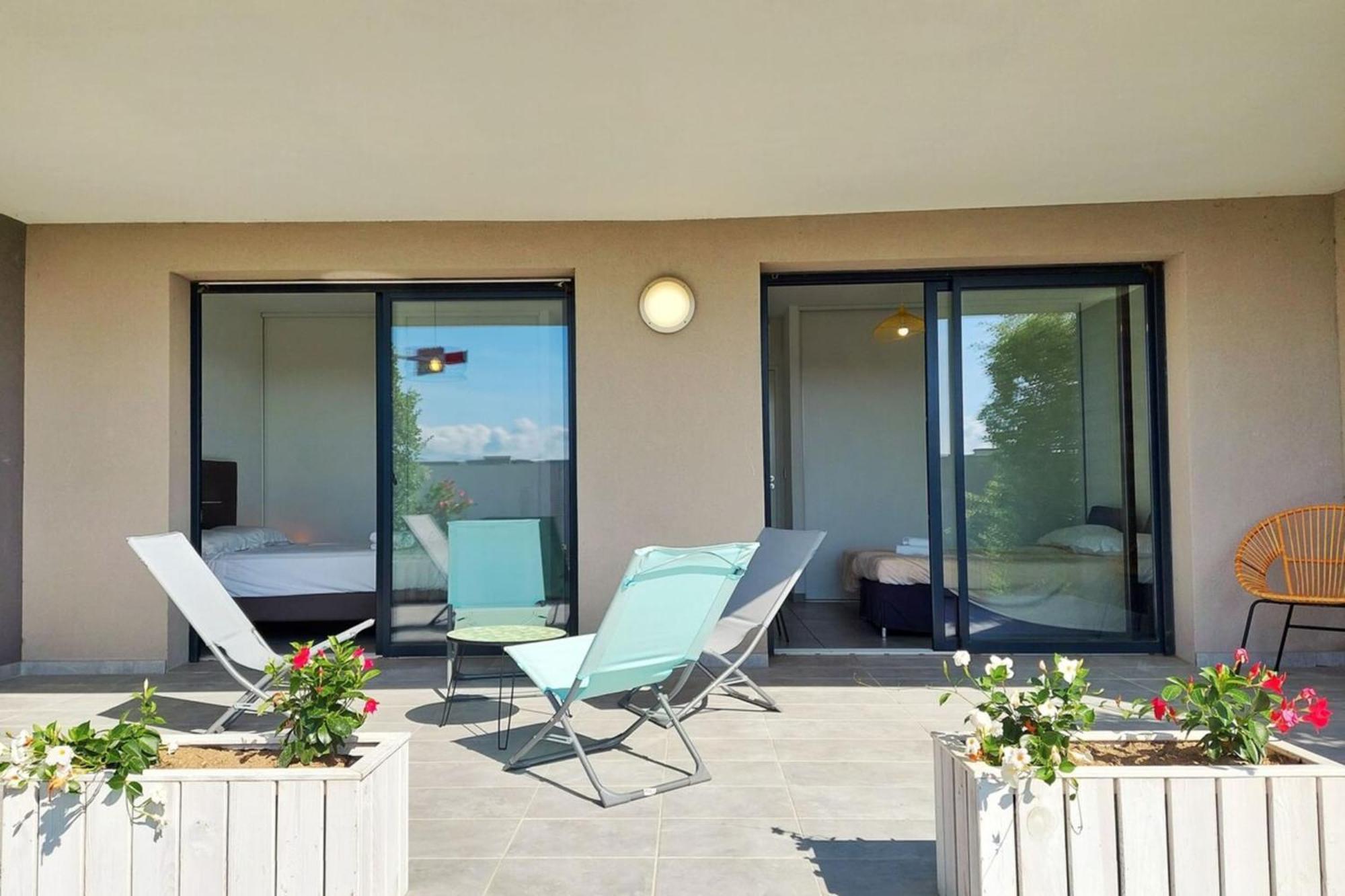 Kiara - Beach By Foot Terrace Isolella - By Tgb Pietrosella Exteriör bild